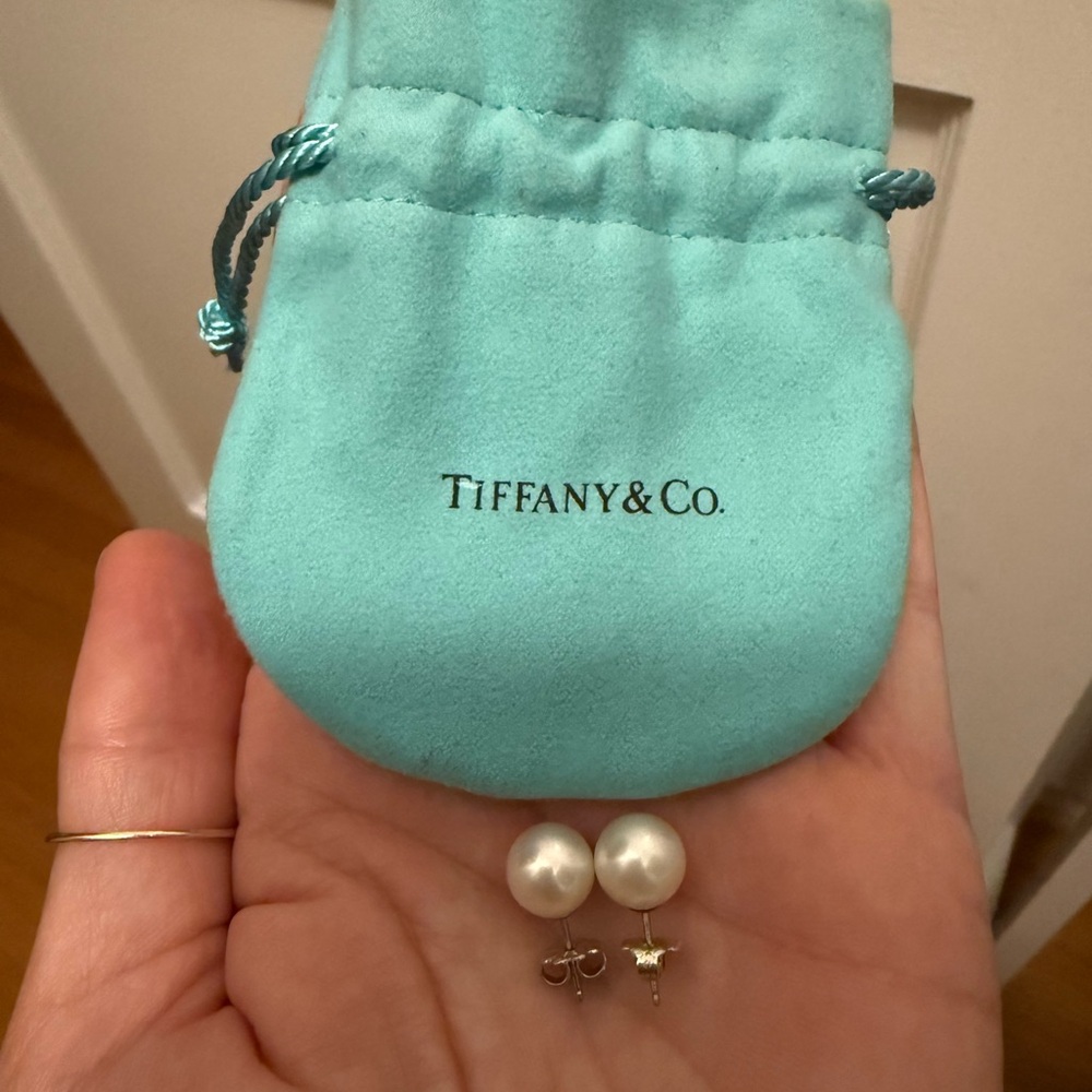 Tiffany Pearl Earrings